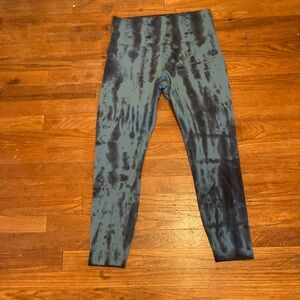 Lululemon Shibori Tie Dye Invigorate Leggings Green Black Blue Women’s Size 10